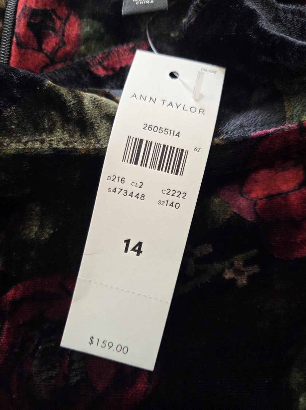 Ann Taylor Black Velvet Floral Long-Sleeve Shift Dress - Size 14 - Picture 8 of 12